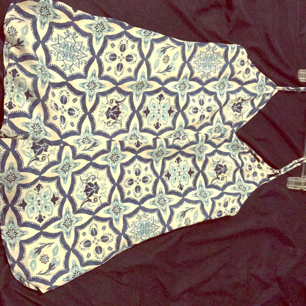 Lulu’s romper size small